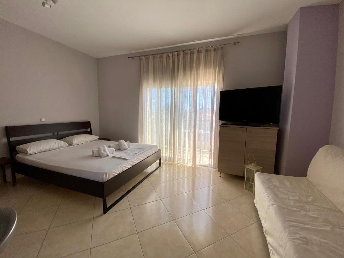 NikLuDin suites&studios Laganas Exterior foto
