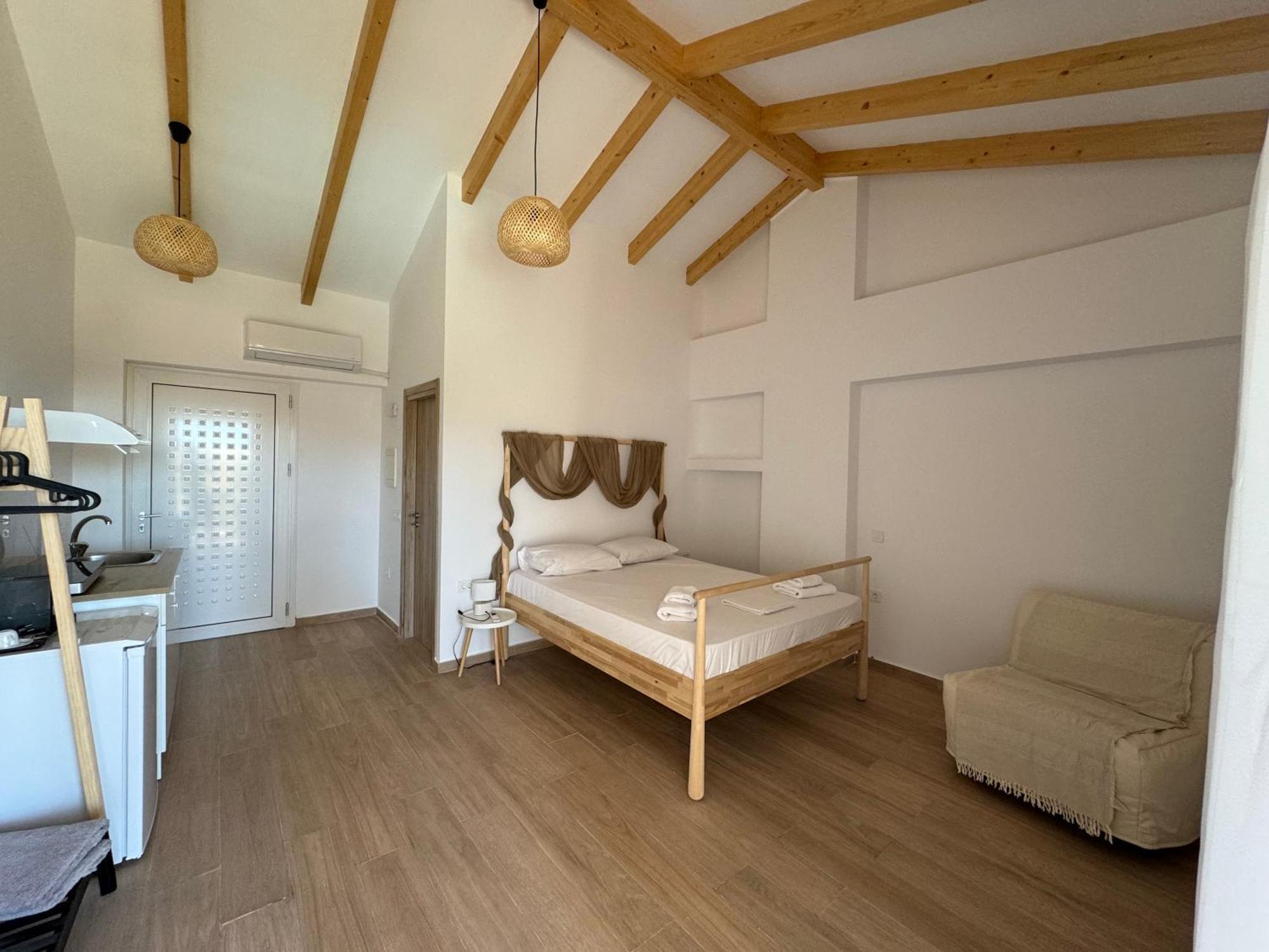 NikLuDin suites&studios Laganas Exterior foto